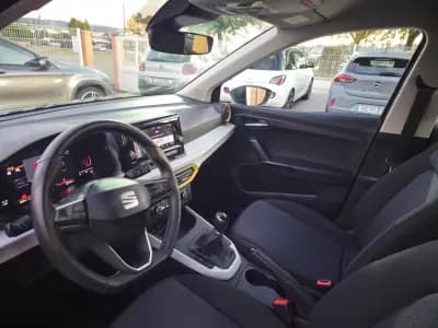 Sell SEAT Arona 2024 - 17500 EUR, 32919 km - AUTO.MOTO.pt