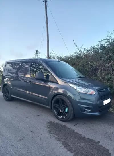 Vendo Ford Transit Connect 2014 - 10900 EUR, 227000 km - AUTO.MOTO.pt