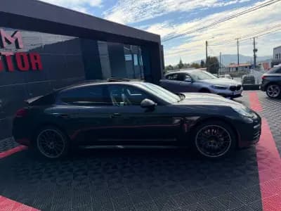 Sell Porsche Panamera 2014 - 47900 EUR, 123000 km - AUTO.MOTO.pt