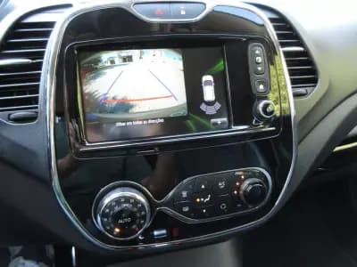 Vendo Renault Captur 2016 - 12990 EUR, 148000 km - AUTO.MOTO.pt