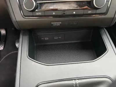 Vendo SEAT Ibiza 2023 - 14995 EUR, 53000 km - AUTO.MOTO.pt