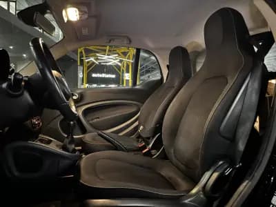 Sell Smart Fortwo Cabrio 2017 - 10990 EUR, 80200 km - AUTO.MOTO.pt