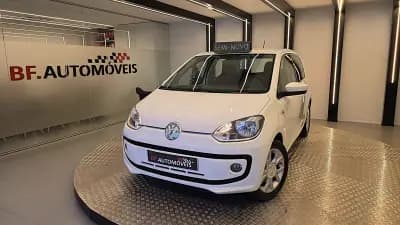 Vendo Volkswagen Cross Up! 2013 - 7750 EUR, 154338 km - AUTO.MOTO.pt