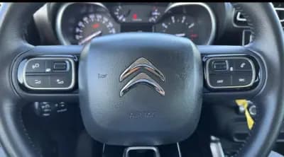 Vendo Citroën C3 Aircross 2023 - 16900 EUR, 40000 km - AUTO.MOTO.pt