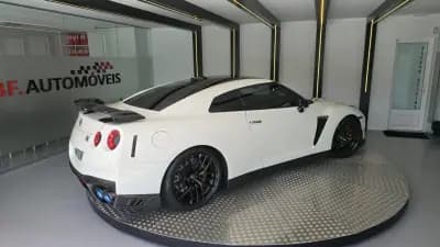 Sell Nissan GT-R 2017 - 149900 EUR, 50238 km - AUTO.MOTO.pt