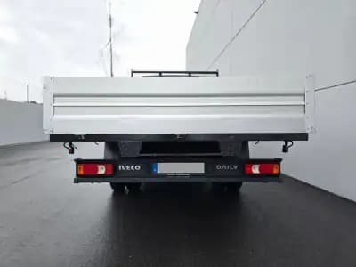 Vendo Iveco Daily 2022 - 30750 EUR, 86000 km - AUTO.MOTO.pt