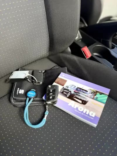 Sell SEAT Arona 2023 - 16950 EUR, 44000 km - AUTO.MOTO.pt