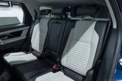 Vendo Land Rover Discovery Sport 2021 - 36950 EUR, 63000 km - AUTO.MOTO.pt