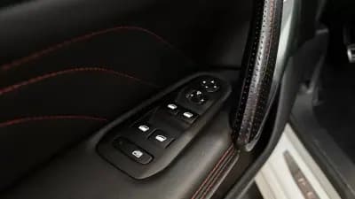 Vendo Peugeot 308 SW 2017 - 13990 EUR, 170902 km - AUTO.MOTO.pt