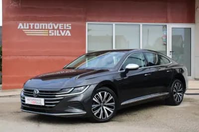 Vendo Volkswagen Arteon 2021 - 25990 EUR, 155000 km - AUTO.MOTO.pt