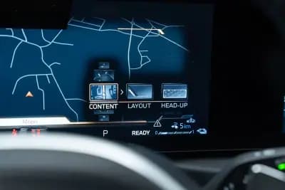 Vendo BMW 330 2023 - 43950 EUR, 44000 km - AUTO.MOTO.pt