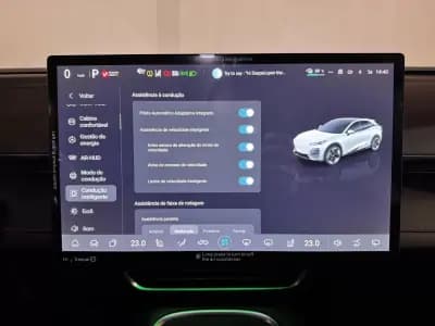 Sell 2025 - 40900 EUR, 4055 km - AUTO.MOTO.pt