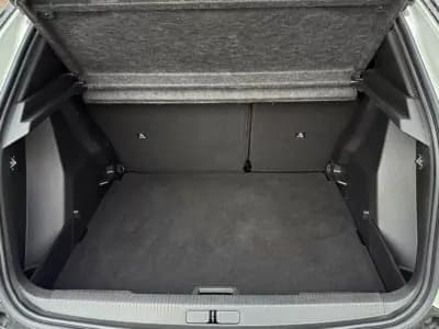 Vendo Peugeot 2008 2022 - 18900 EUR, 91000 km - AUTO.MOTO.pt