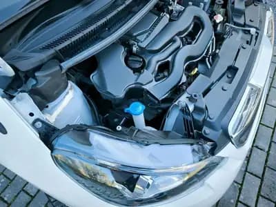 Vendo Peugeot 108 2018 - 9999 EUR, 180453 km - AUTO.MOTO.pt