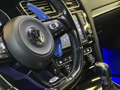 Vendo Volkswagen Golf 2016 - 26990 EUR, 127000 km - AUTO.MOTO.pt