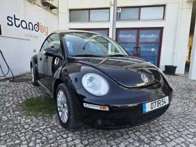 Vendo Volkswagen New Beetle Cabriolet 2010 - 9950 EUR, 117000 km - AUTO.MOTO.pt