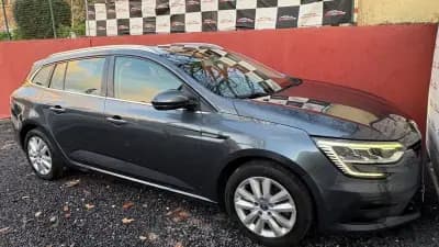 Sell Renault Mégane Sport Tourer 2021 - 14900 EUR, 104000 km - AUTO.MOTO.pt