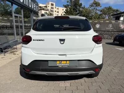 Vendo Dacia Sandero 2022 - 14500 EUR, 76000 km - AUTO.MOTO.pt