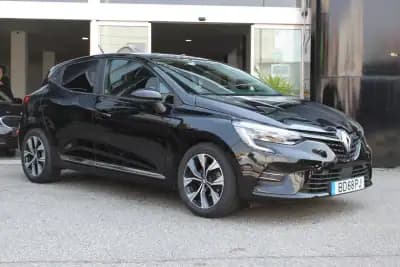 Sell Renault Clio 2023 - 15900 EUR, 41700 km - AUTO.MOTO.pt