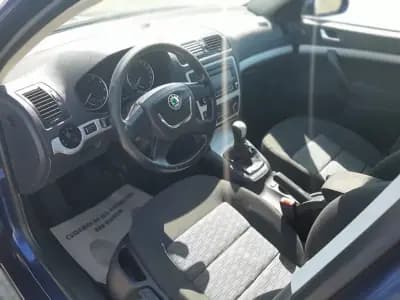 Sell Skoda Octavia Break 2010 - 5900 EUR, 183792 km - AUTO.MOTO.pt