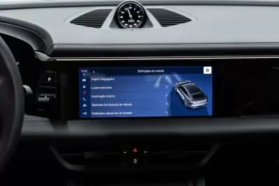 Sell Porsche Macan 2024 - 87950 EUR, 16000 km - AUTO.MOTO.pt