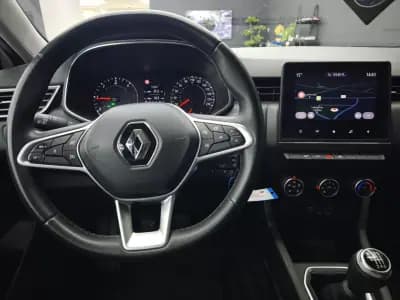 Sell Renault Clio 2020 - 13450 EUR, 185157 km - AUTO.MOTO.pt