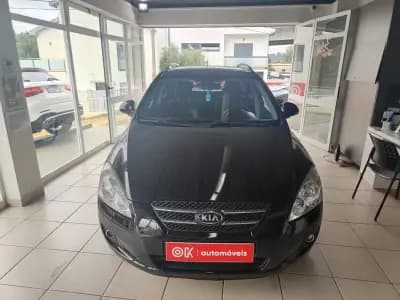Vendo Kia Ceed SW 2007 - 4150 EUR, 296000 km - AUTO.MOTO.pt