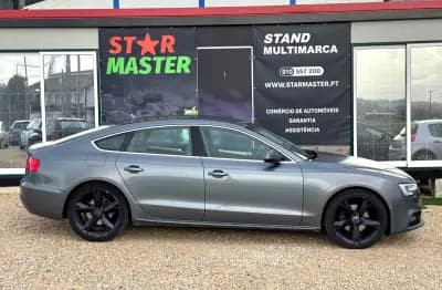 Vendo Audi A5 Sportback 2013 - 8450 EUR, 407494 km - AUTO.MOTO.pt
