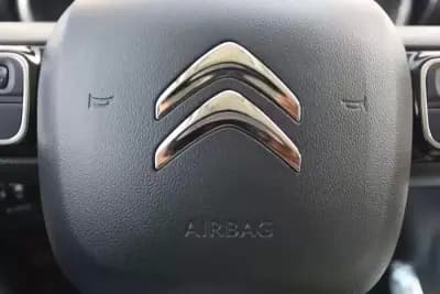 Sell Citroën C3 Aircross 2024 - 19980 EUR, 24174 km - AUTO.MOTO.pt