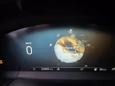 Vendo Ford Kuga 2022 - 18800 EUR, 129800 km - AUTO.MOTO.pt