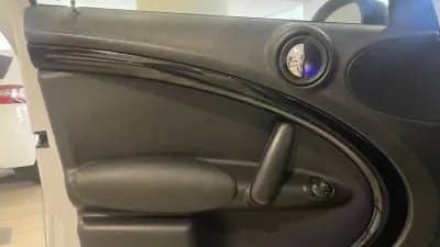 Vendo MINI Countryman 2011 - 13990 EUR, 116000 km - AUTO.MOTO.pt