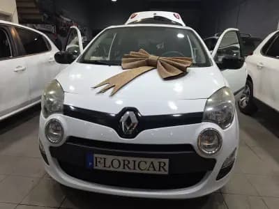 Vendo Renault Twingo 2014 - 5900 EUR, 161264 km - AUTO.MOTO.pt