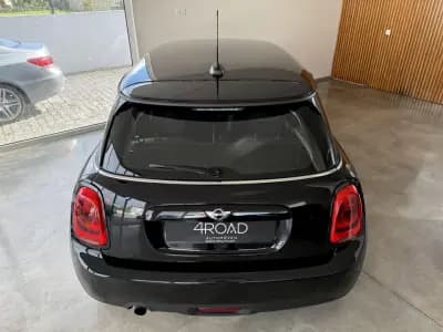 Vendo MINI One 2016 - 12999 EUR, 132000 km - AUTO.MOTO.pt