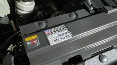 Sell Jeep Gladiator 2021 - 59900 EUR, 125181 km - AUTO.MOTO.pt