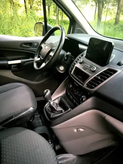 Sell Ford Transit Connect 2019 - 11990 EUR, 179000 km - AUTO.MOTO.pt