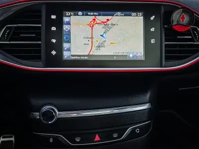 Sell Peugeot 308 SW 2015 - 13950 EUR, 179000 km - AUTO.MOTO.pt