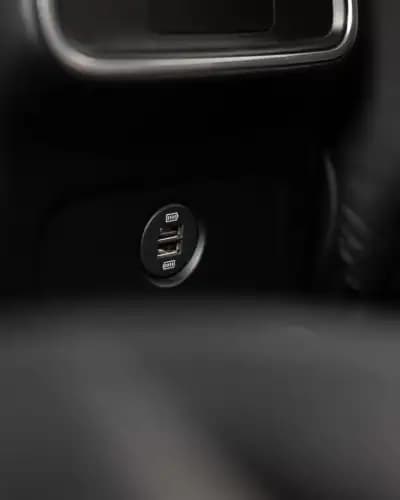 Vendo Porsche Macan 2017 - 47950 EUR, 116000 km - AUTO.MOTO.pt