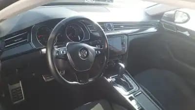 Vendo Volkswagen Arteon 2019 - 26650 EUR, 90000 km - AUTO.MOTO.pt