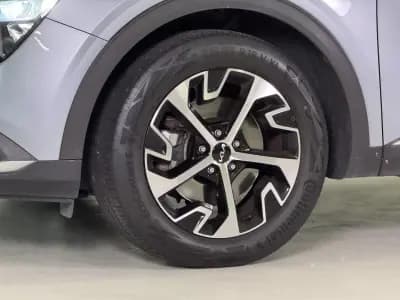 Vendo Kia Sportage 2022 - 23990 EUR, 38151 km - AUTO.MOTO.pt