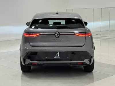 Vendo Renault Mégane E-Tech 2022 - 23890 EUR, 69000 km - AUTO.MOTO.pt