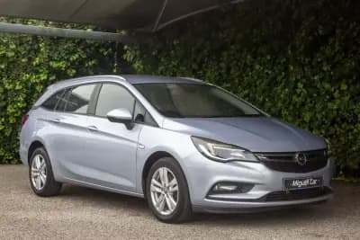 Sell Opel Astra Sports Tourer 2017 - 11500 EUR, 164500 km - AUTO.MOTO.pt