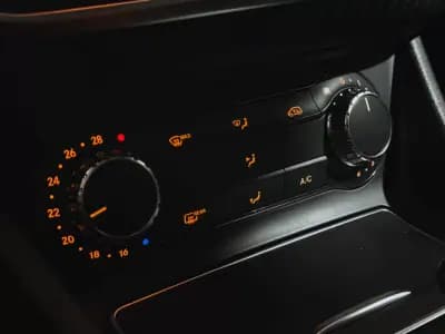 Vendo Mercedes-Benz A 45 AMG 2016 - 30900 EUR, 199130 km - AUTO.MOTO.pt