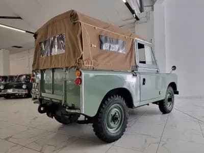 Vendo Land Rover Serie III 1973 - 35000 EUR, 87484 km - AUTO.MOTO.pt