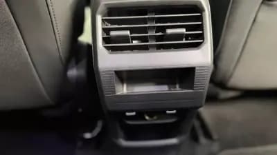 Vendo Peugeot 3008 2024 - 32500 EUR, 13182 km - AUTO.MOTO.pt