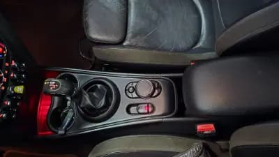 Sell MINI Countryman 2018 - 21550 EUR, 127363 km - AUTO.MOTO.pt