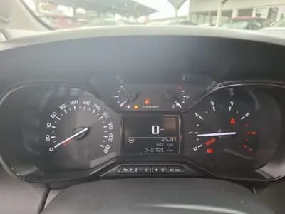 Sell Citroën C3 Aircross 2023 - 18500 EUR, 40800 km - AUTO.MOTO.pt