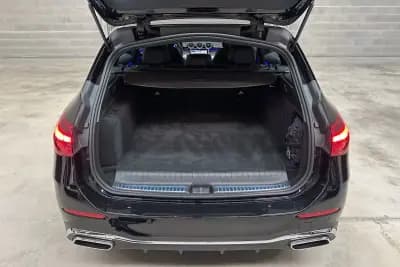 Sell Mercedes-Benz C 300 2023 - 41950 EUR, 23879 km - AUTO.MOTO.pt