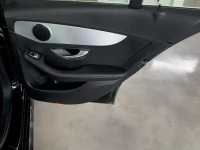 Sell Mercedes-Benz C 200 2015 - 17999 EUR, 175000 km - AUTO.MOTO.pt