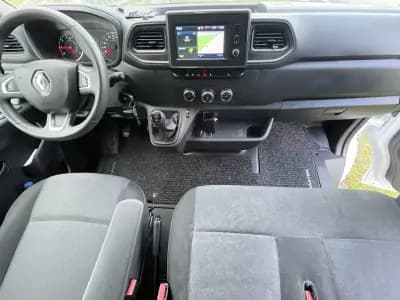 Vendo Renault Master 2021 - 21490 EUR, 245335 km - AUTO.MOTO.pt