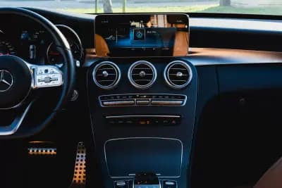 Vendo Mercedes-Benz C 220 2020 - 30900 EUR, 169000 km - AUTO.MOTO.pt